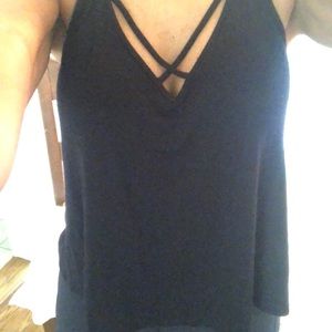 Criss cross tank. Black. Medium